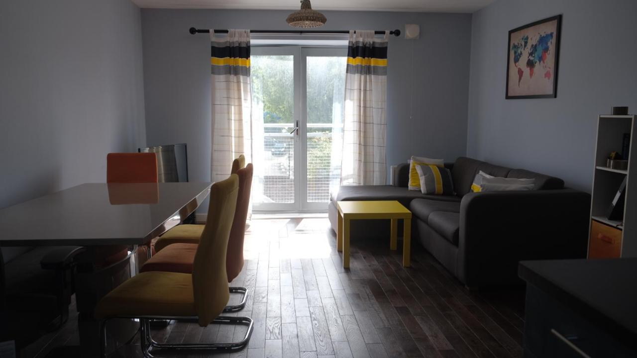 Spacious 1-Bed Flat In North Kensington London Bagian luar foto